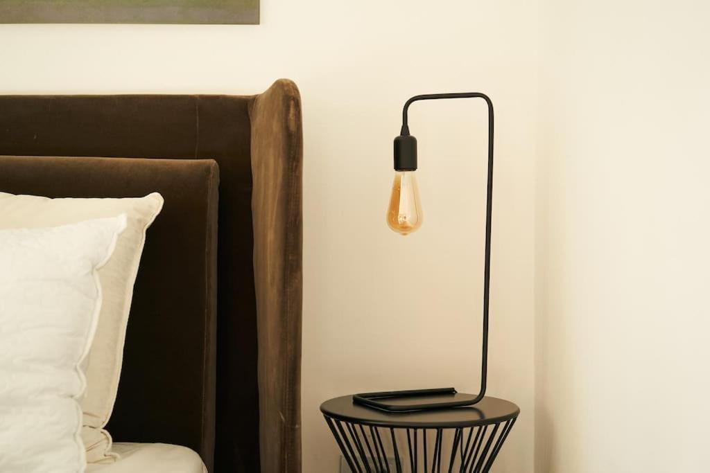 Ultracentral Two Rooms Apartment In Bucureşti Ngoại thất bức ảnh