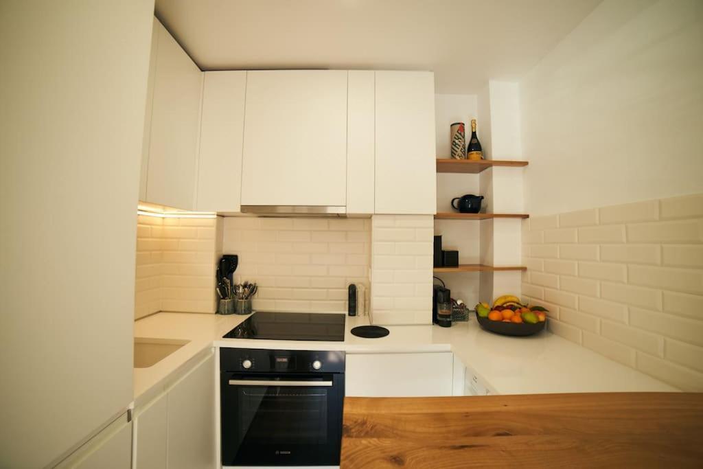 Ultracentral Two Rooms Apartment In Bucureşti Ngoại thất bức ảnh